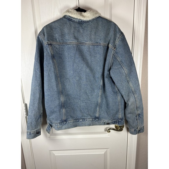 Levi's Men's Denim Jacket L Sherpa Lined Snap Front Collared Blue‎ Trucker EUC - Picture 6 of 8